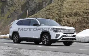 Volkswagen Atlas 2025 - Foto spia 30-05-2024