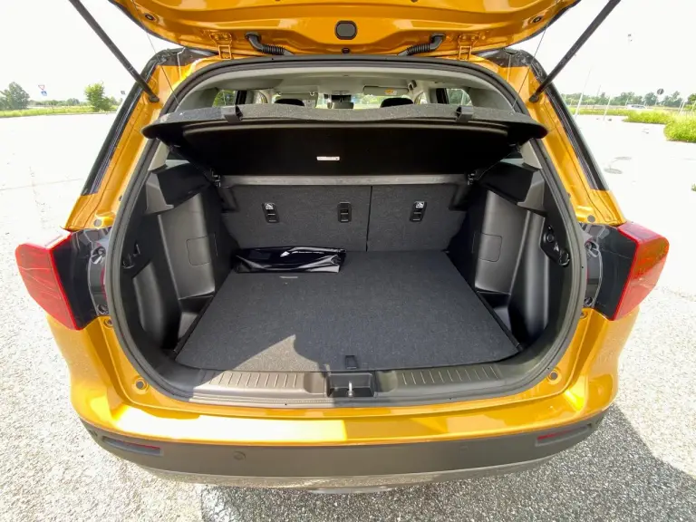 Suzuki Vitara 2024 - Prova su strada - 9