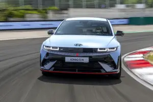 Hyundai Ioniq 5 N 2024 - 13