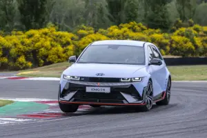 Hyundai Ioniq 5 N 2024 - 16