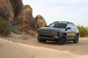 Jeep Wagoneer S Trailhawk Concept - 7