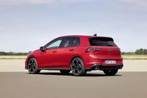 Volkswagen Golf GTI e GTI Clubsport - 16