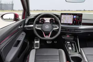 Volkswagen Golf GTI e GTI Clubsport - 15