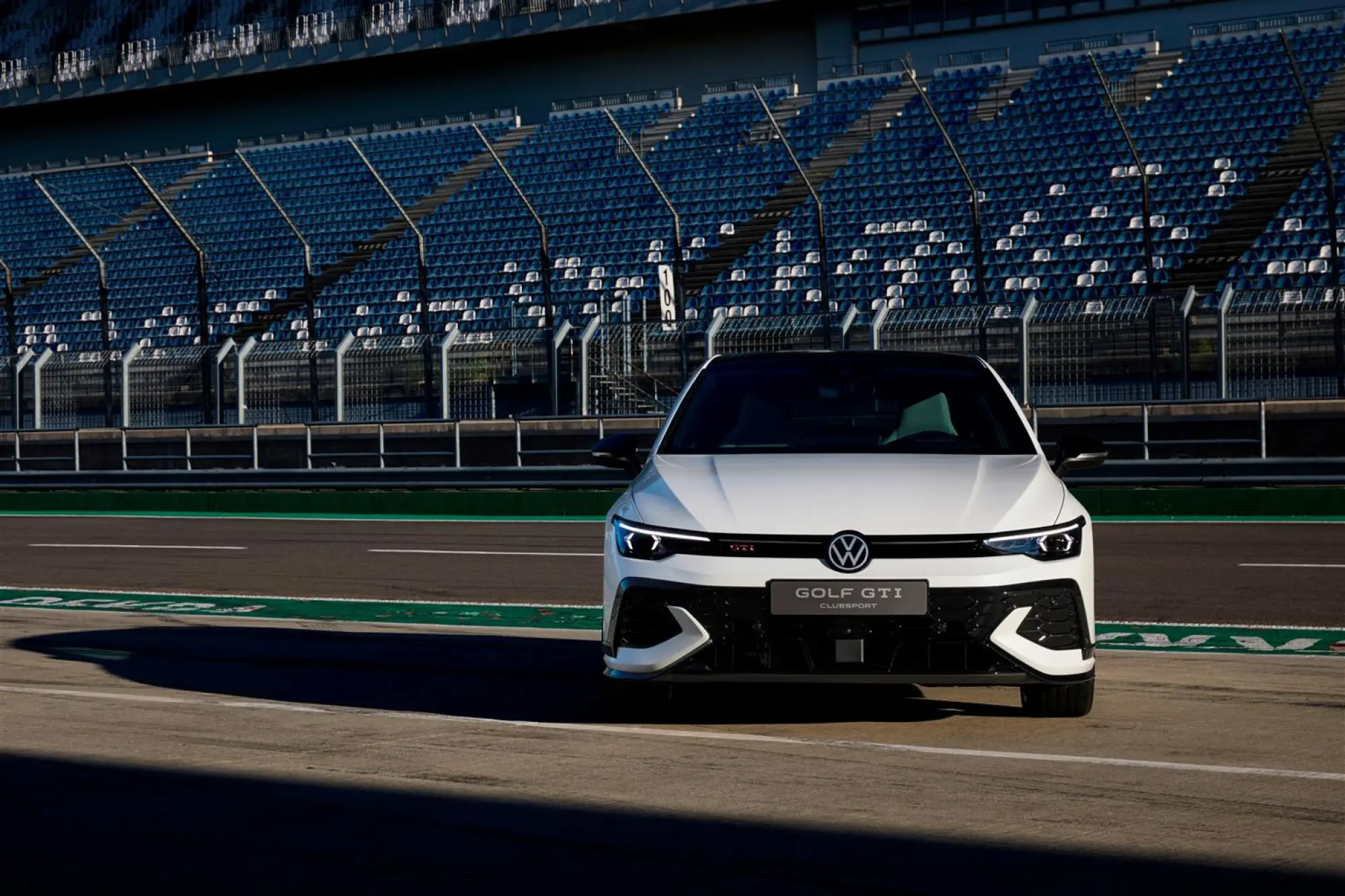 Volkswagen Golf GTI e GTI Clubsport - 5