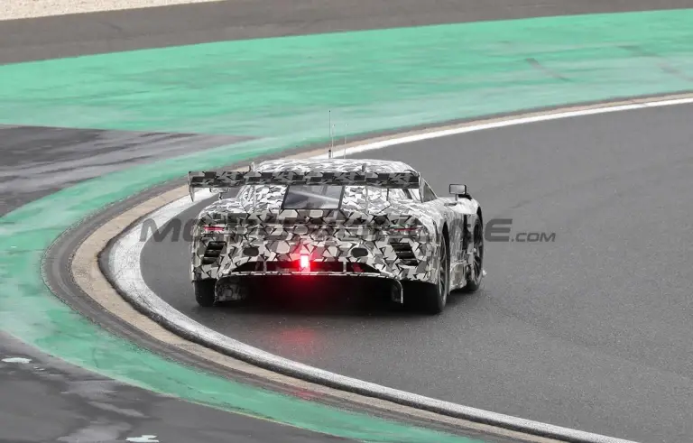 Toyota GR GT3 - Foto spia 04-06-2024 - 11