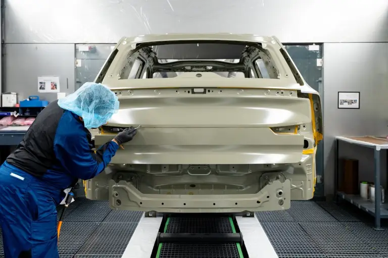 Volvo EX90 - produzione - 8