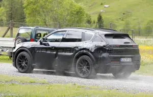 Porsche Cayenne EV - Foto spia 06-06-2024