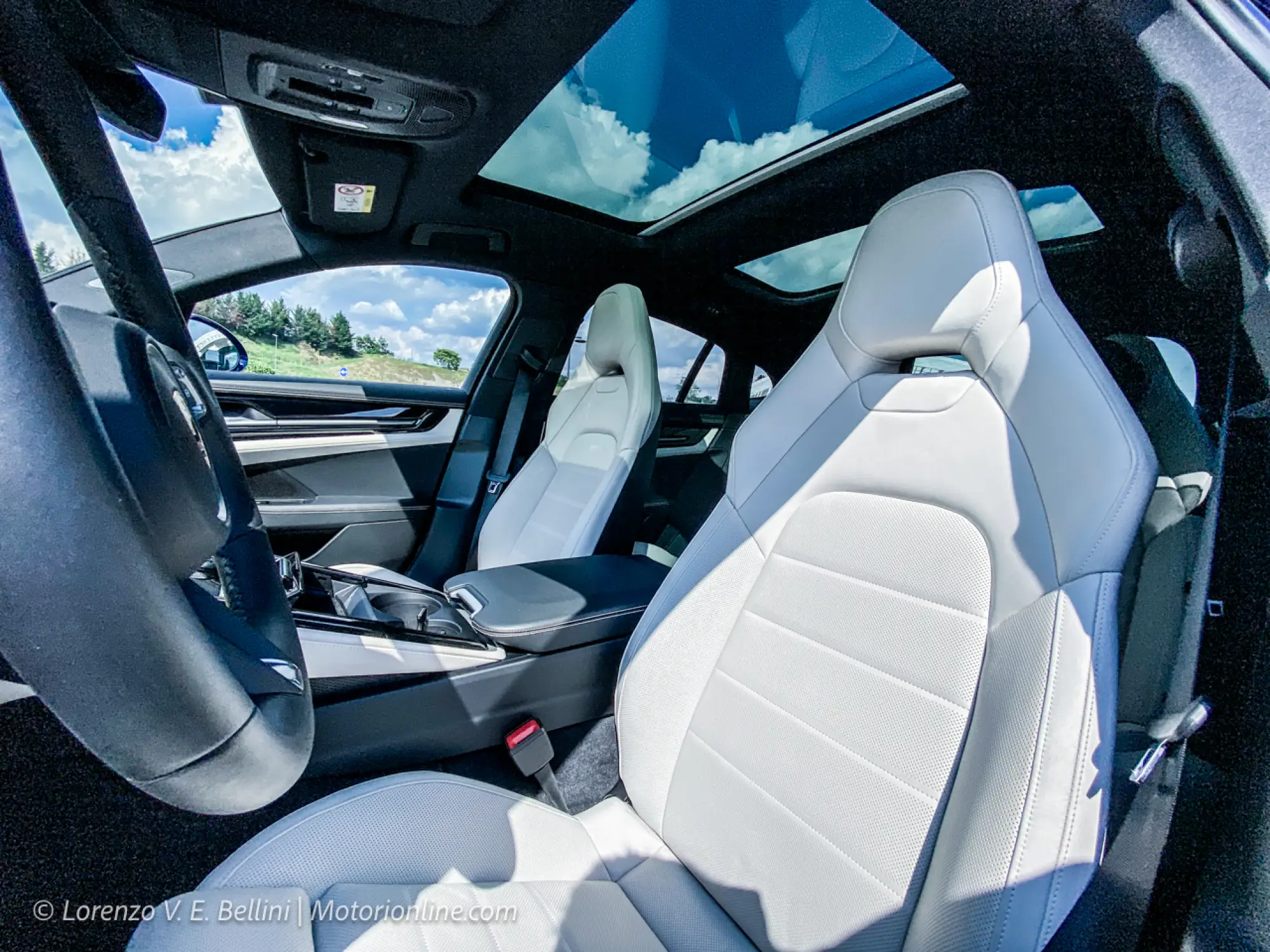 Porsche Panamera 2024 - Prime impressioni di guida - 16