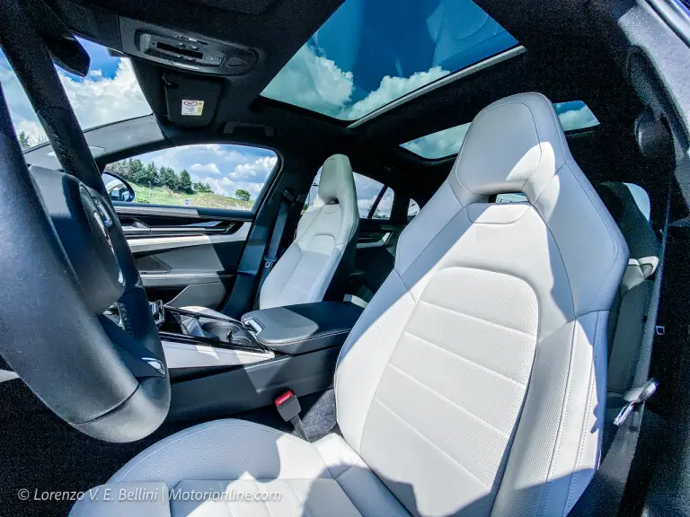 Porsche Panamera 2024 - Prime impressioni di guida - 16