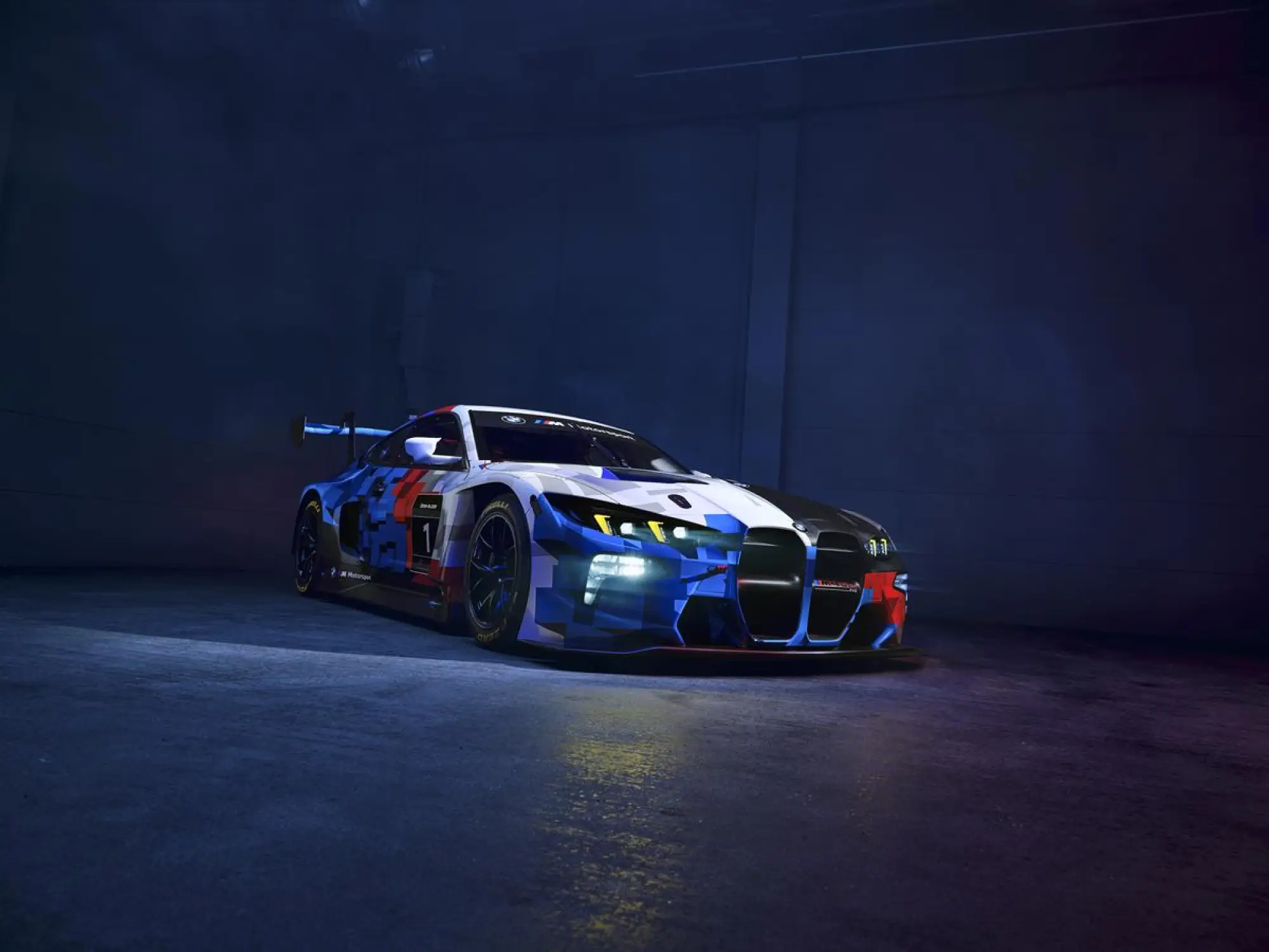 BMW M4 GT3 EVO - 16