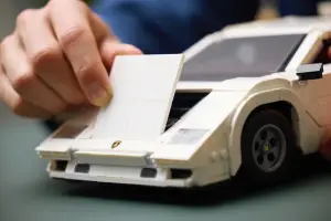 Lamborghini Countach 5000 Quattrovalvole - Lego - 11