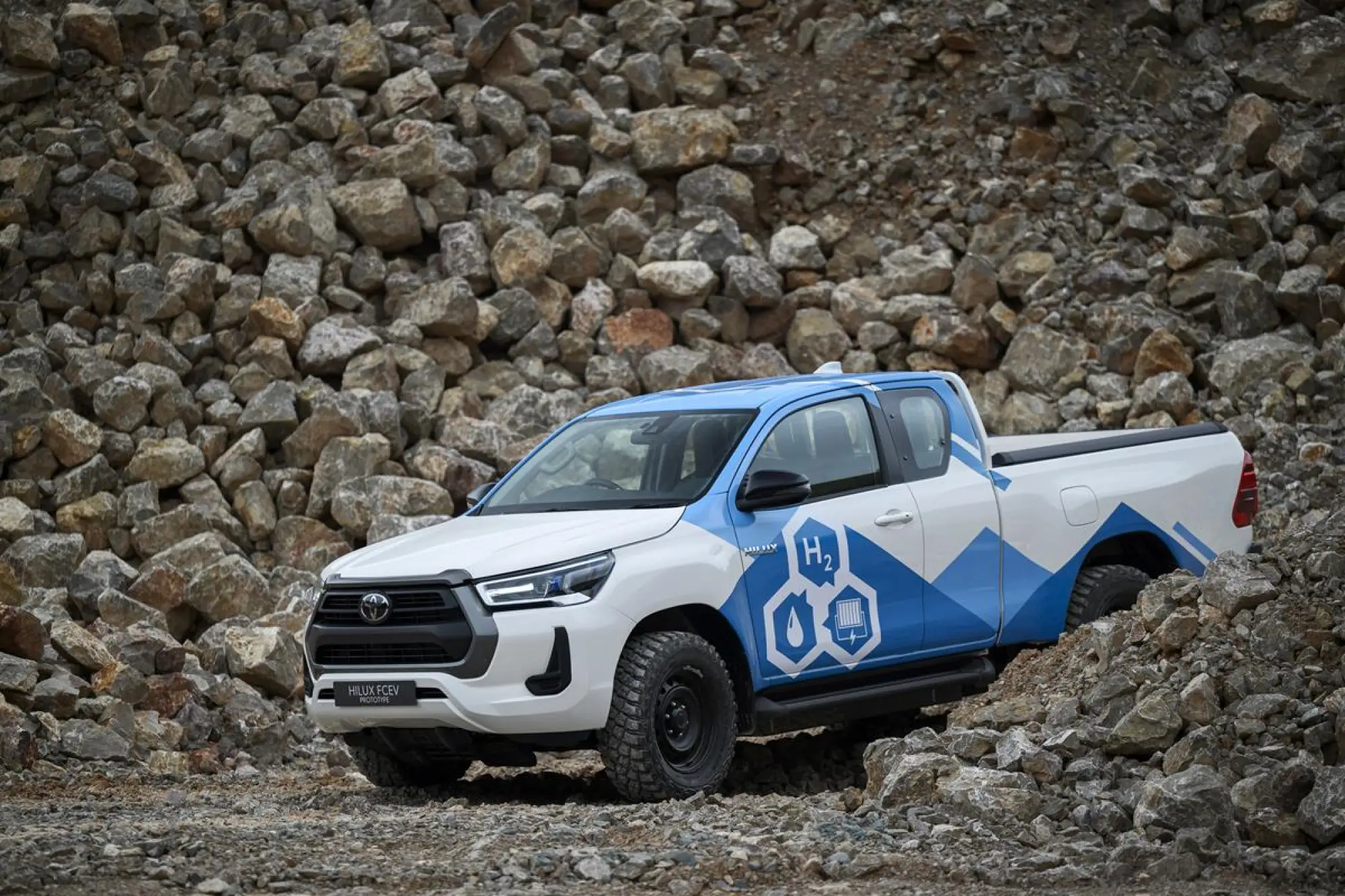 Toyota Hilux FCEV - Prototipo - 18