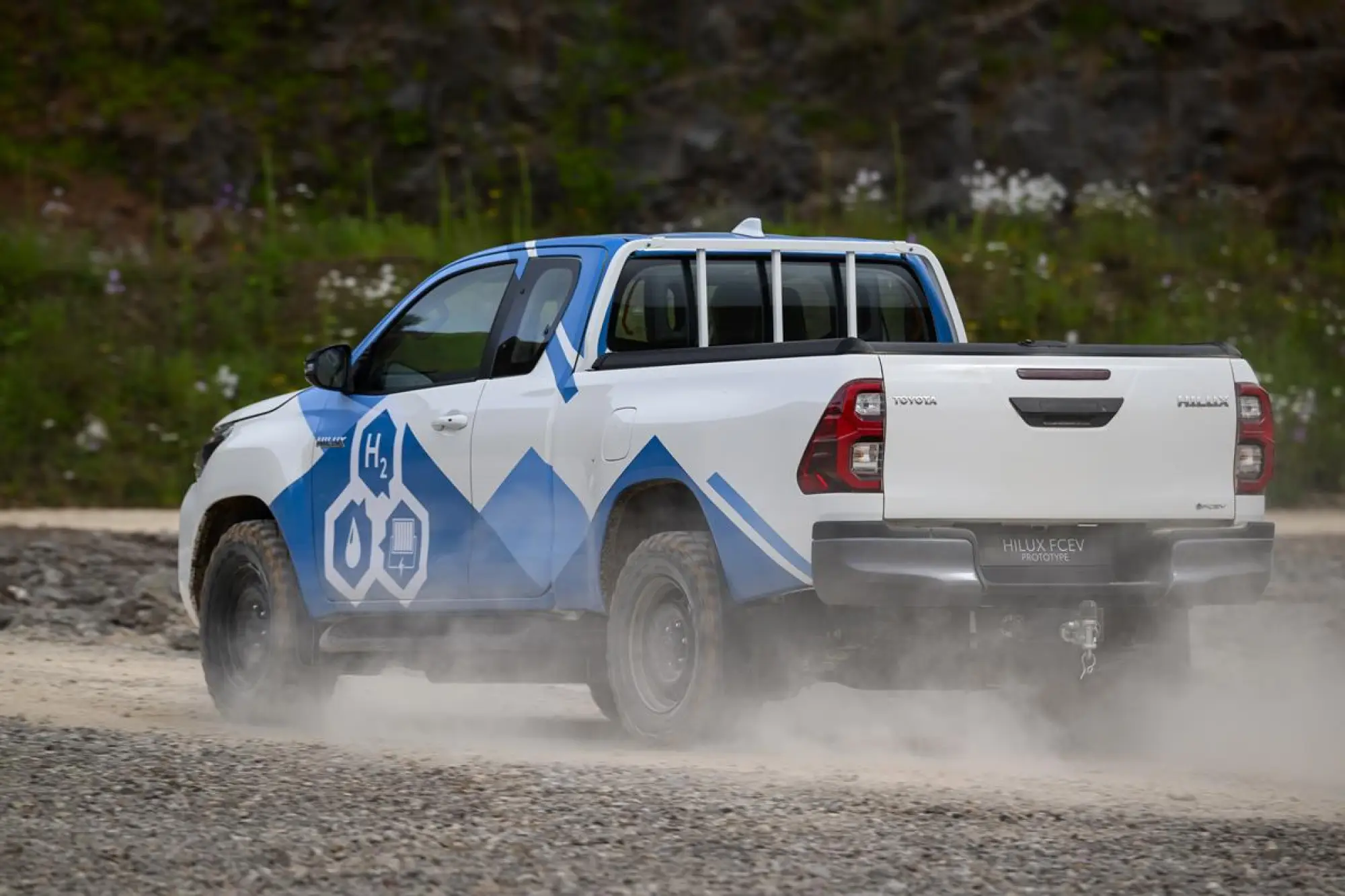 Toyota Hilux FCEV - Prototipo - 20