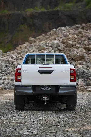 Toyota Hilux FCEV - Prototipo - 9