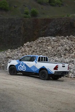 Toyota Hilux FCEV - Prototipo - 8