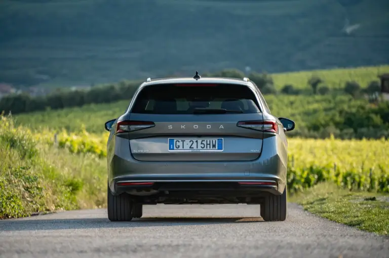 Skoda Kodiaq e Superb 2024 - Prime impressioni di guida - 58