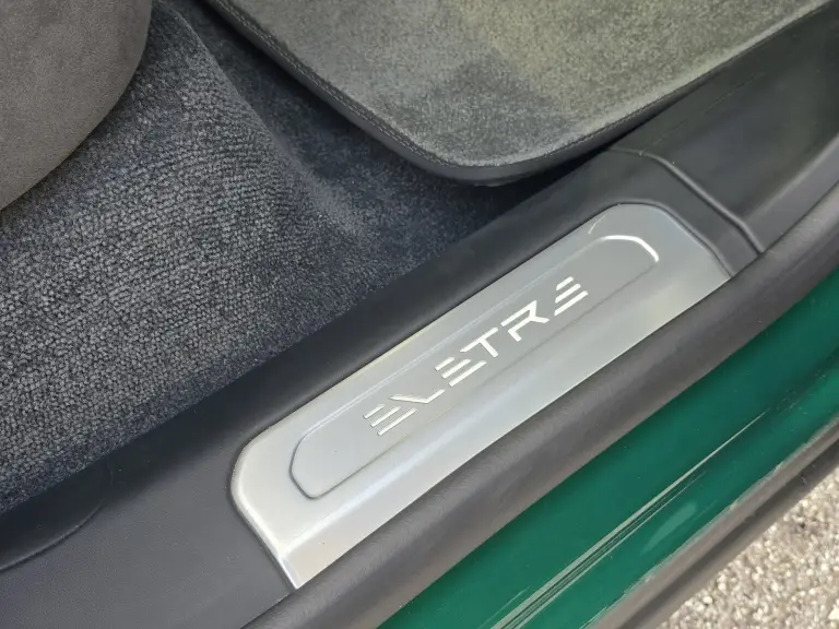 Lotus Eletre 2024 prova - 4