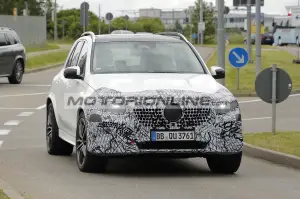 Mercedes GLE - Foto spia 10-6-2024 - 4