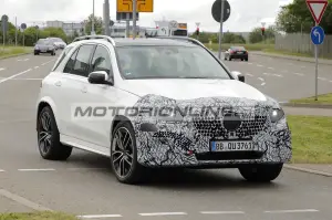 Mercedes GLE - Foto spia 10-6-2024 - 2