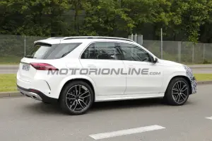Mercedes GLE - Foto spia 10-6-2024 - 11