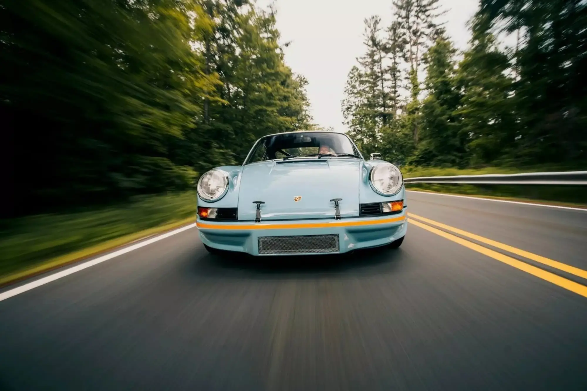 Porsche 911 1974 restomod - 7