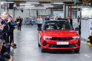 Opel festeggia 125 anni - 4