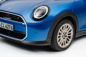 Mini Cooper 5 porte 2024 - 9