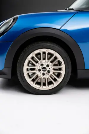 Mini Cooper 5 porte 2024 - 14