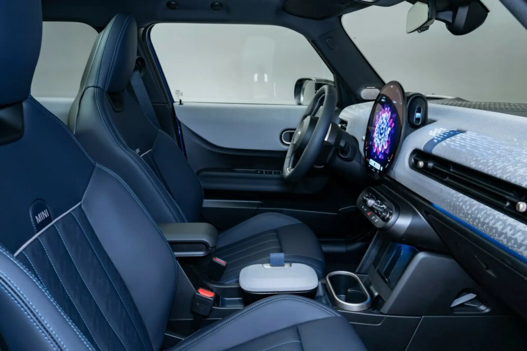 Mini Cooper 5 porte 2024 - 32
