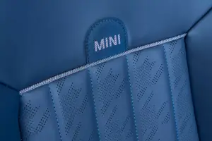 Mini Cooper 5 porte 2024 - 26