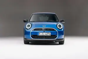 Mini Cooper 5 porte 2024 - 16