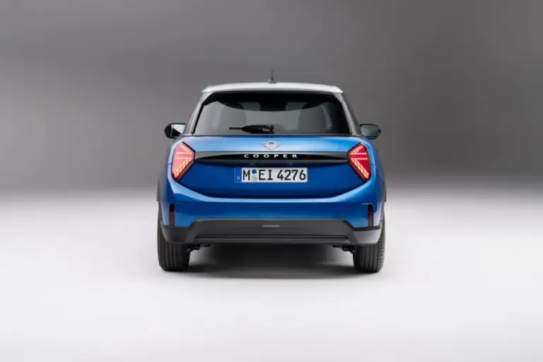 Mini Cooper 5 porte 2024 - 10