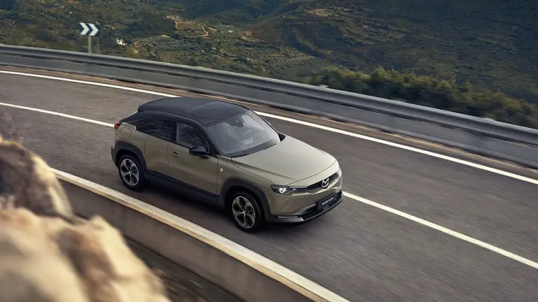 Mazda MX-30 R-EV - promozione giugno 2024 - 4