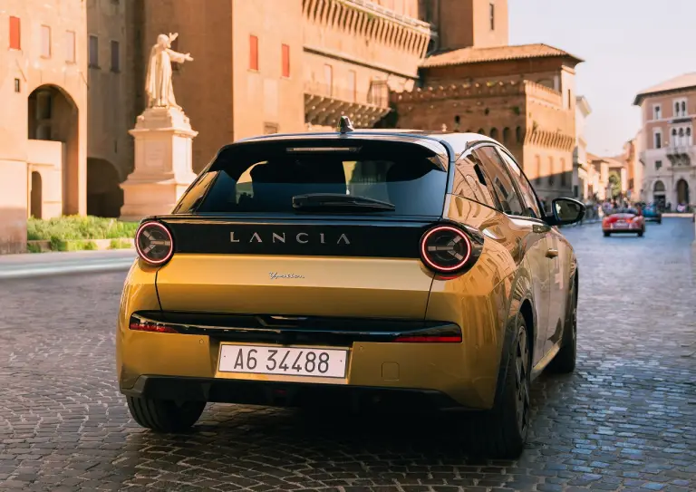 Lancia termina la 1000 Miglia 2024 - 2
