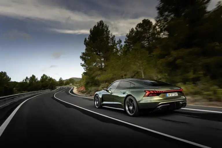 Audi e-tron GT 2024 - 27
