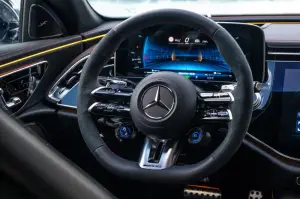 Mercedes-AMG E 53 Hybrid 4Matic+ - 10