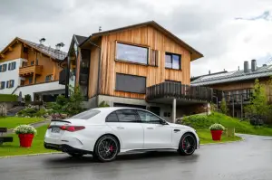 Mercedes-AMG E 53 Hybrid 4Matic+ - 15
