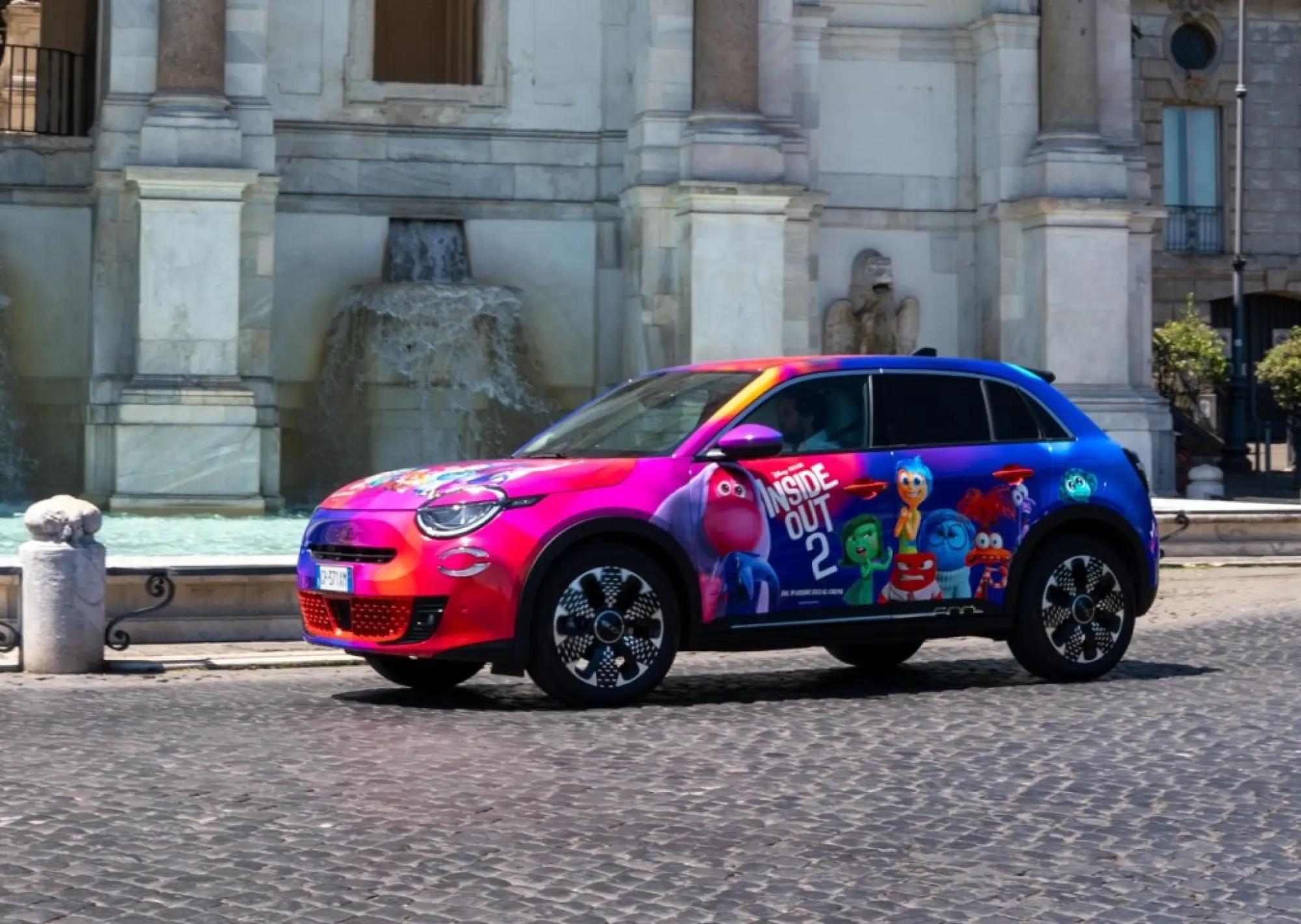 Fiat 600 Hybrid - Inside Out 2 - 7
