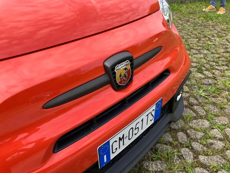 Abarth 695 Competizione 2024 - Come va - 5