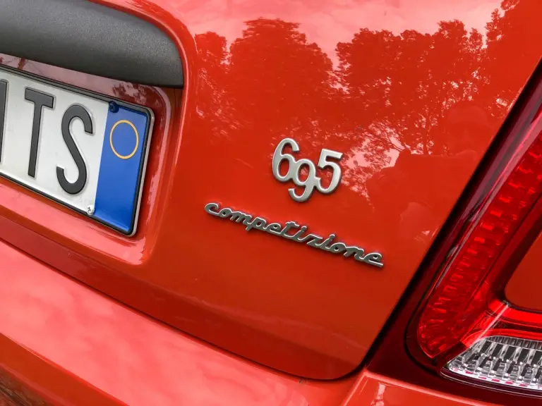 Abarth 695 Competizione 2024 - Come va - 11