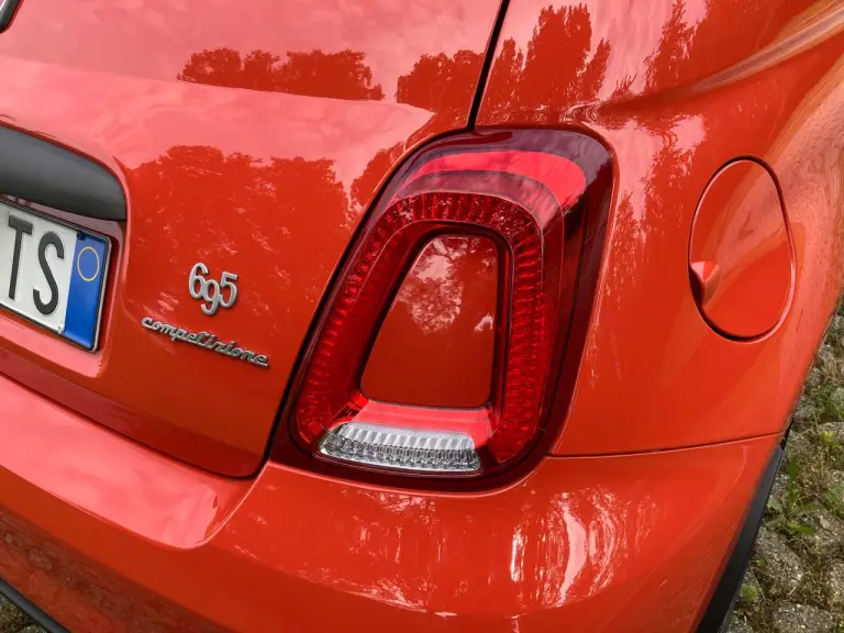 Abarth 695 Competizione 2024 - Come va - 16