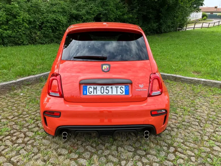 Abarth 695 Competizione 2024 - Come va - 21