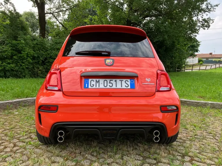 Abarth 695 Competizione 2024 - Come va - 28