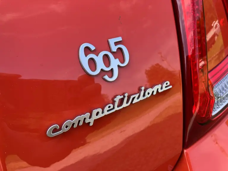 Abarth 695 Competizione 2024 - Come va - 31