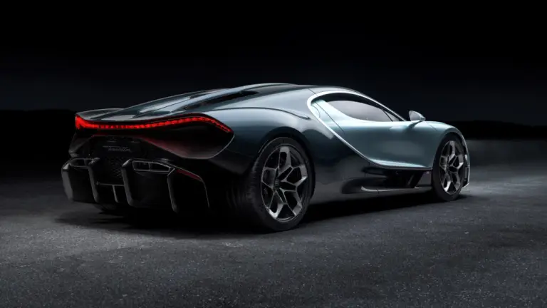 Bugatti Tourbillon - 41