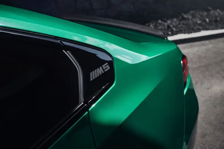 BMW M5 2024 - Foto ufficiali - 7