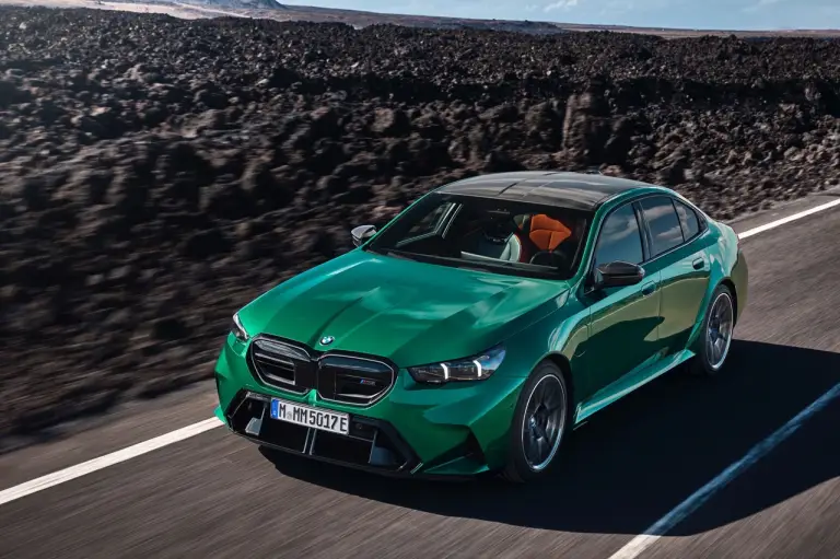 BMW M5 2024 - Foto ufficiali - 28