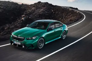 BMW M5 2024 - Foto ufficiali
