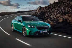 BMW M5 2024 - Foto ufficiali