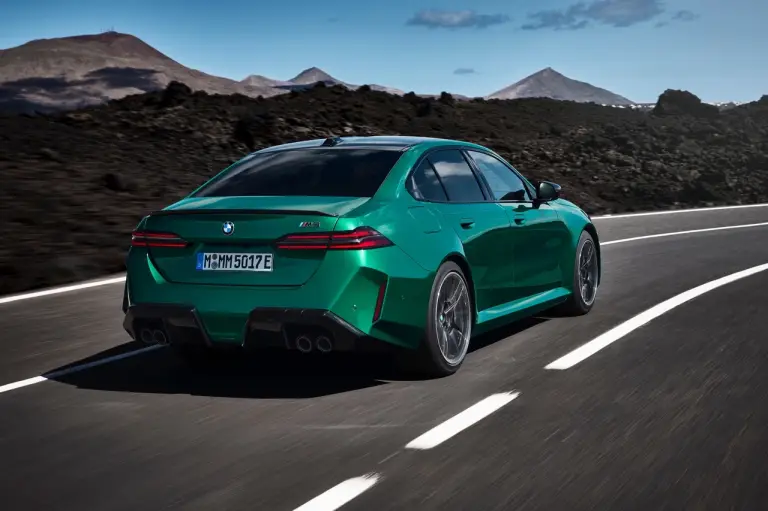 BMW M5 2024 - Foto ufficiali - 33